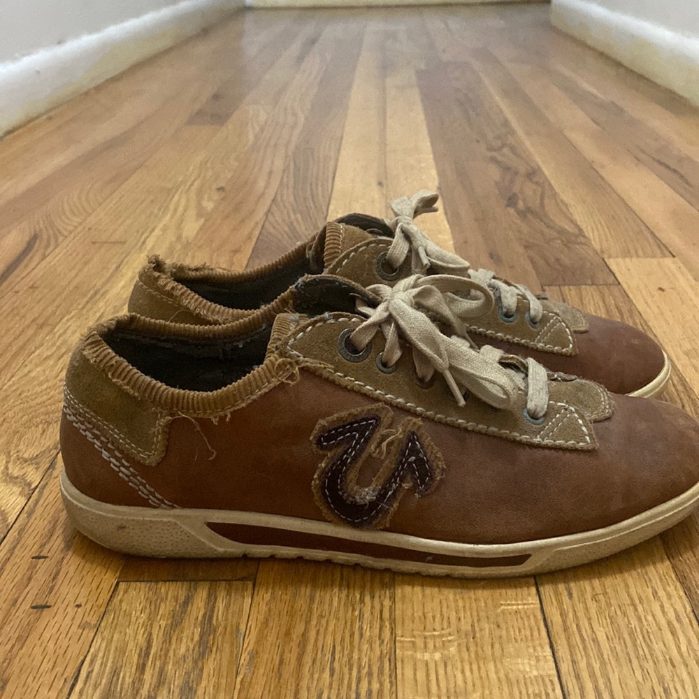 True religion low tops